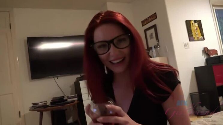 Lacy Lennon amateur foot fetish & fingering POV