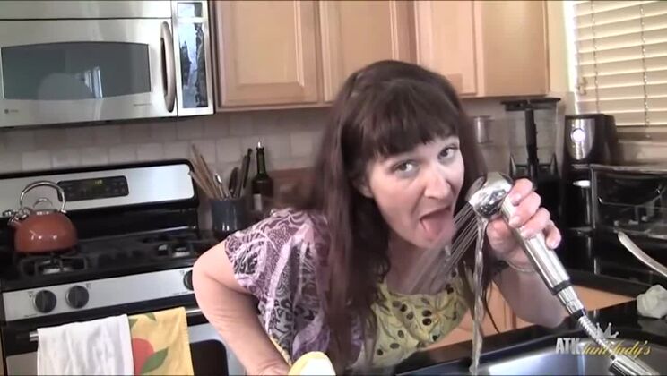 Anna's Hot Kitchen Masturbation Session