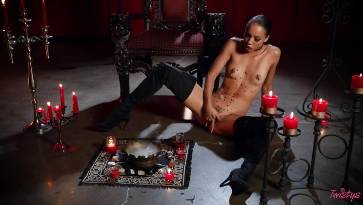 Ebony Facial Seduction