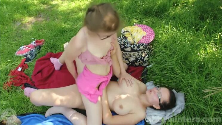 Jada & Maia's Small Tits Big Tits Lesbian Fling