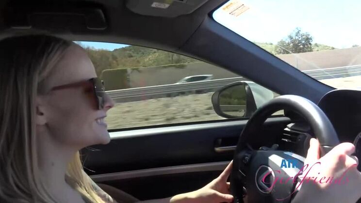 Paris White - Outdoor Fingering with a Sexy Blonde