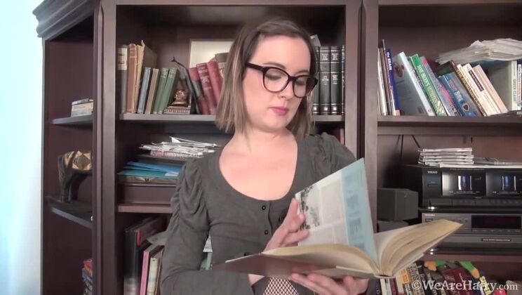 [WeAreHairy] - Lingerie Lover Ruby Rose Solo