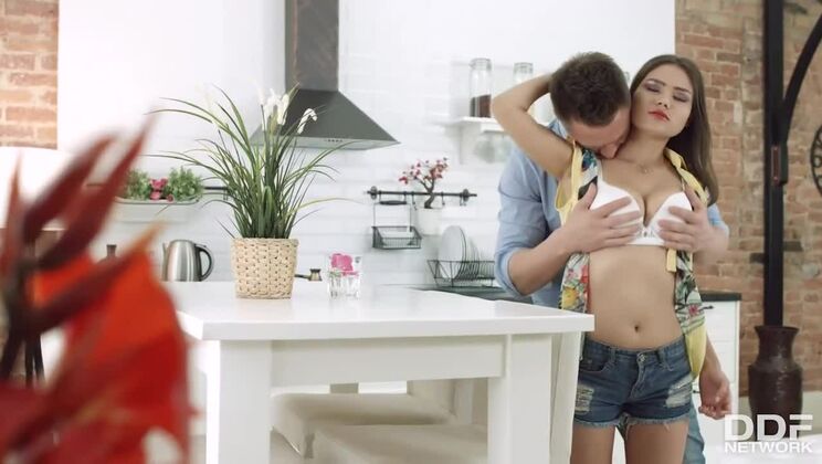 Teen's Shaved Pussy and Hardcore Kitchen Action