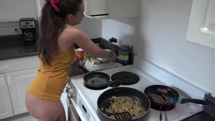 Gia Paige: Your Girlfriend in a Foot Fetish Fantasy