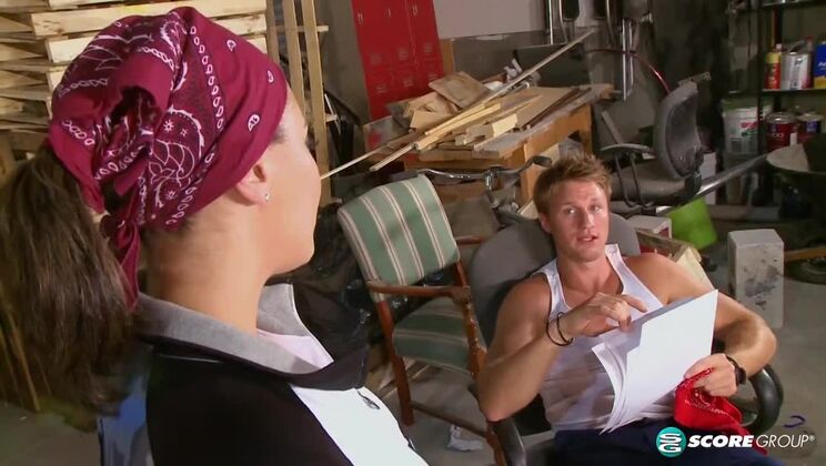 Castro's Big Garage Seduction