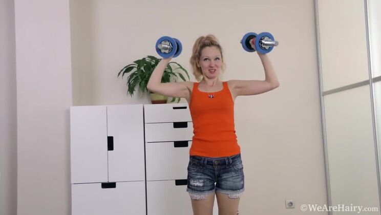 [WeAreHairy] - Naked Foxy, Fitness and Fun - Foxy