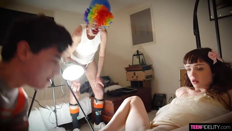 [TeenFidelity] - Starring Aliya Brynn, the Brunette Bombshell - Juan El Caballo Loco - Aliya Brynn