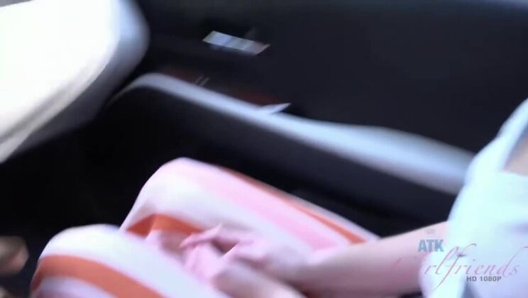 Outdoor Stargazing with a Shaved Blonde: Natalia Queen