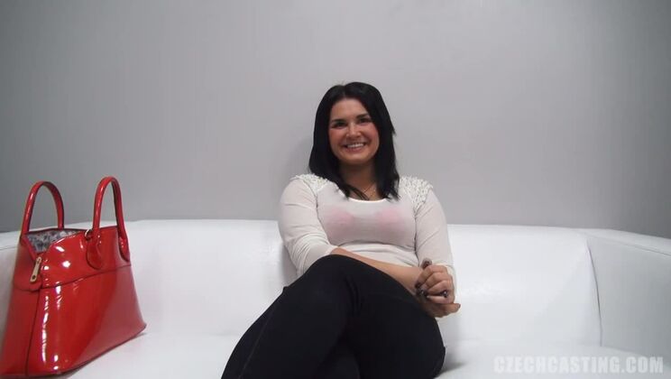 Tempting European Brunette Kristyna