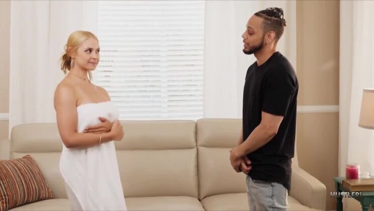 Sarah Vandella's Big Ass and Tits Seduction