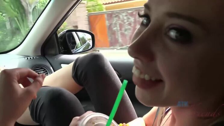 Skinny Blonde Haley Reed in Amateur Beach Sex