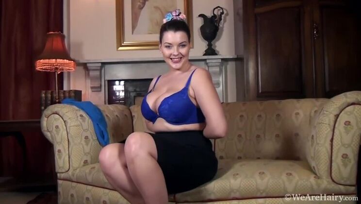 [WeAreHairy] - Cherry Blush Strips for Toni Summers - Toni Summers