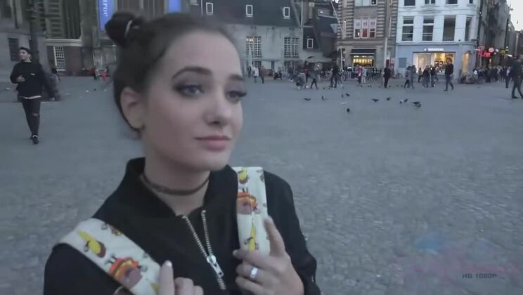 Tattooed Amateur Gia Paige Gets a Creampie