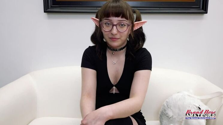 Hot Amateur Riri Auditions - POV Toy Action