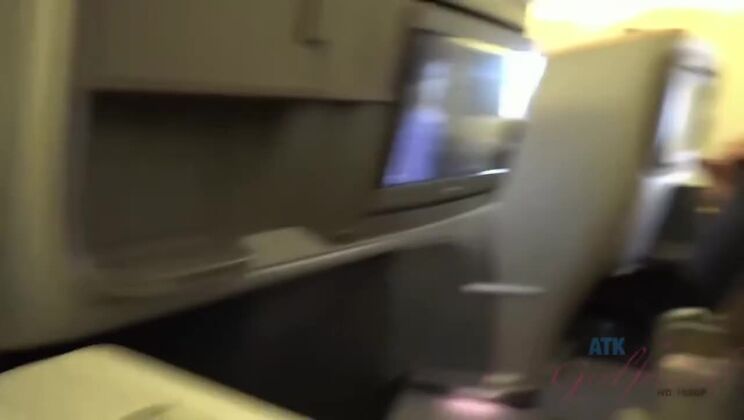 [ATKGirlfriends] - Amateur Brunette Jill Kassidy in Singapore Outdoor