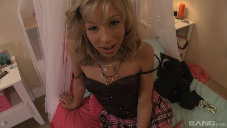 [BANG.com] - Chastity Lynn's Face Splattered with Cum in POV - Chastity Lynn