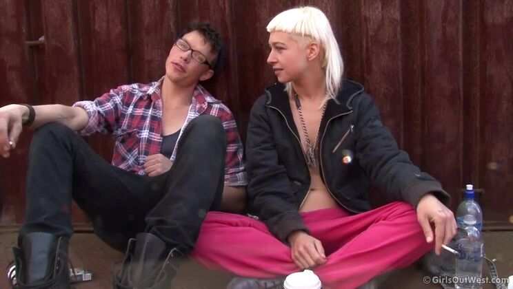 [GirlsOutWest] - An Interview with Steel & Bobby - Railway - Stevie