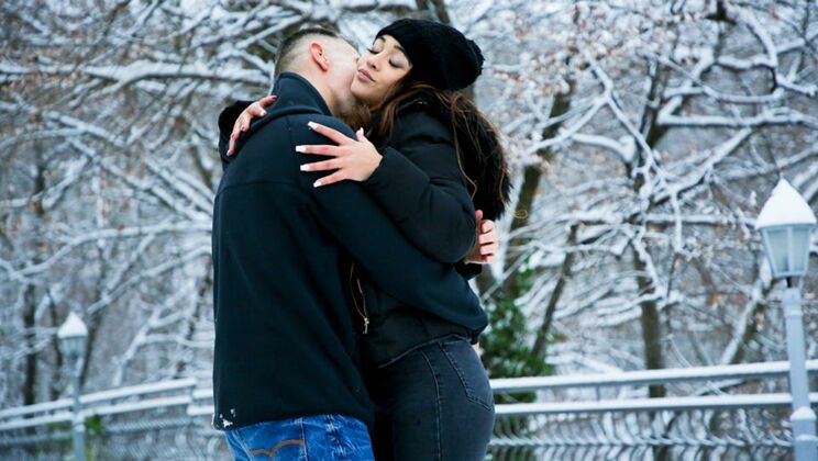 [21Naturals] - Lingerie and Facial with Sexy Ginebra Bellucci - Ginebra Bellucci - Toby