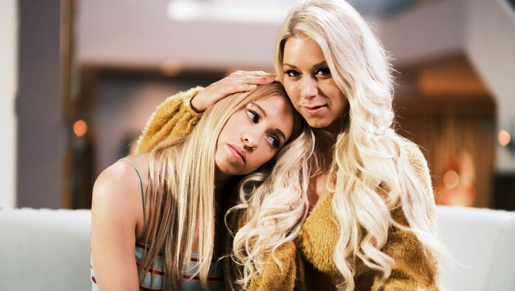 [Mommy'sGirl] - Khloe and Katie - A Lesbian Stepmom Story - Katie Morgan - Khloe Kapri