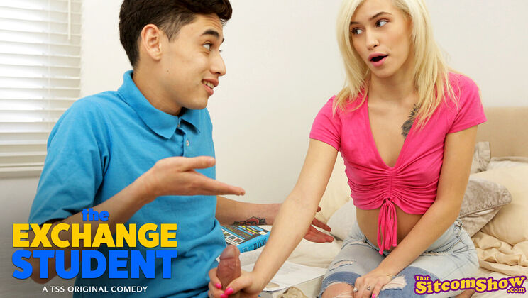 [ThatSitcomShow] - Blonde, Short Hair, and Handjob Heaven - Kiara Cole