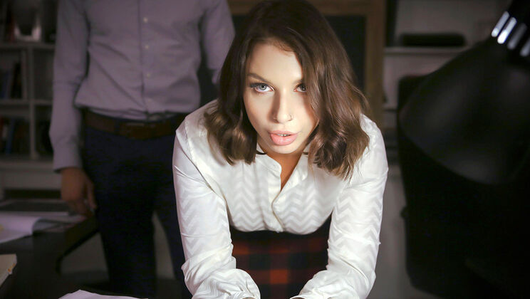 [MYLF] - Damon Dice Satisfies Ivy Lebelle's Hunger