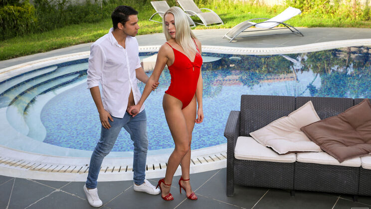 Red Hot Summer Outdoor Sex