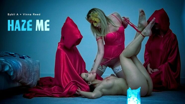 [Babes.com] - Face Sitting and Feet