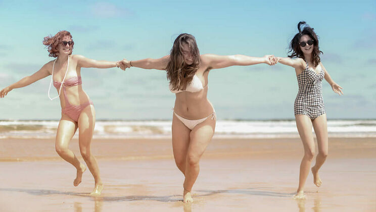 [SouthernSins] - Lesbian Beach Party with Hardcore Action - Lily Rei - Chloe B - Kenji Sky - Kara Dasna