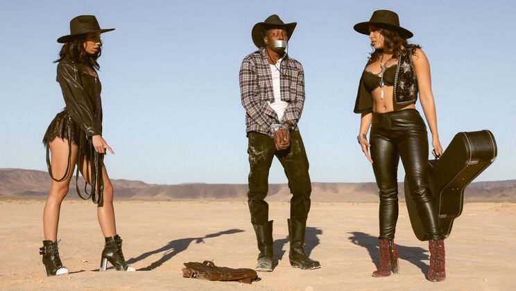 [Brazzers] - Triple the Fun with Alexis Tae - Luna Star - Isiah Maxwell - Alexis Tae