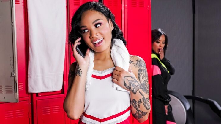 Lesbian Fucking in the Cheerleader Uniform