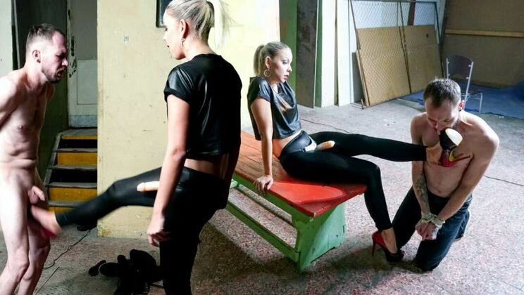 [Submissed] - Blonde Julia Parker Loves Ballbusting - Julia Parker