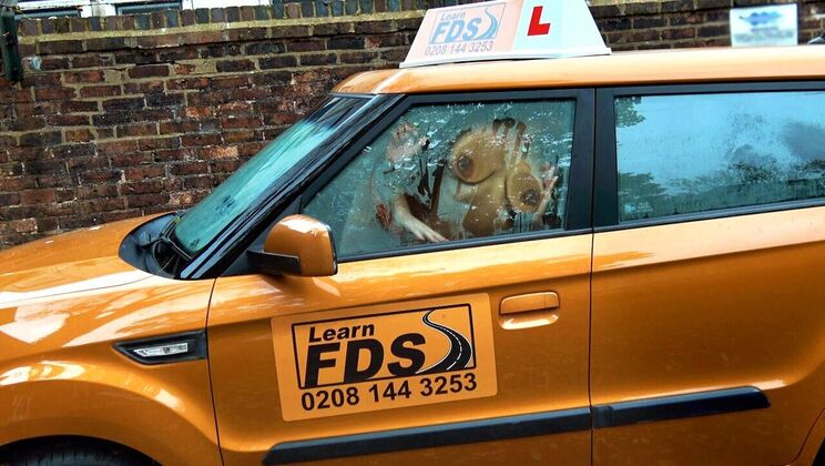 [FakeDrivingSchool] - Ryan Ryder Fucks a Young Black Girl Doggystyle - Ryan Ryder