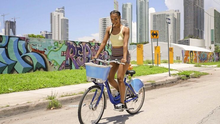 [RKPrime] - Asteria's Interracial Blowjob - Danny Steele - Asteria Diamond