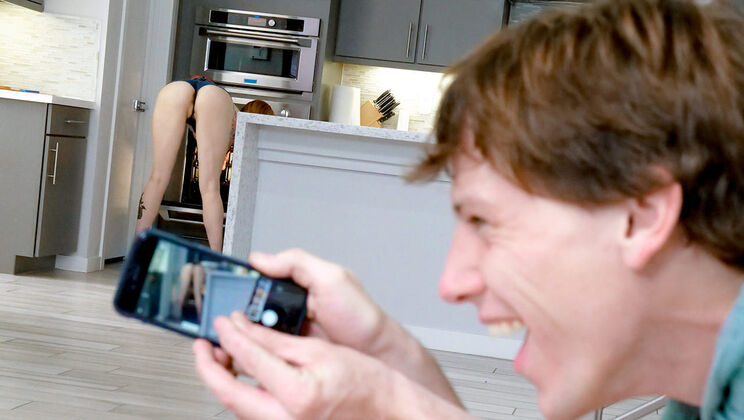 [GingerPatch] - Ginger Voyeur Creepshots with Rion King