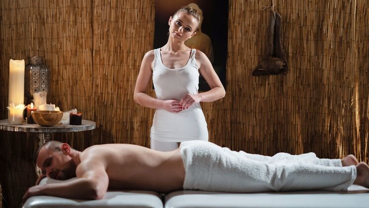 [MassageRooms] - Oiled Up Petite Gets Fucked in All Positions