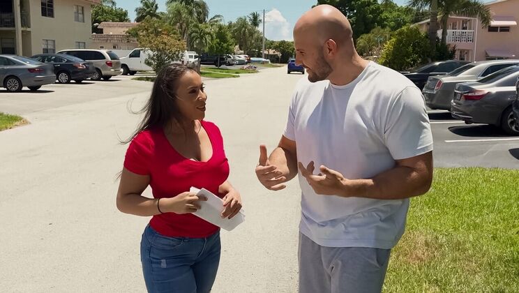 [MilfHunter] - Outdoor MILF Chase - Dog Lost - jmac - Carmela Clutch