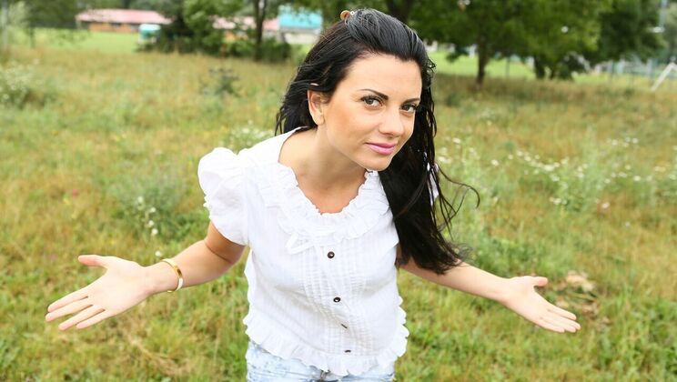 Handjob and Fucking in Car with Amateur