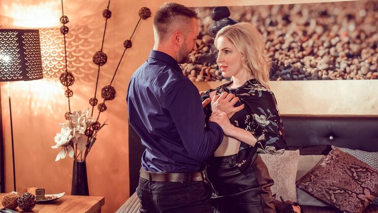 [MOMXXX] - Shaved Pussy Cheating Wife Gets Fucked Hard - Georgie Lyall - Alan Wake