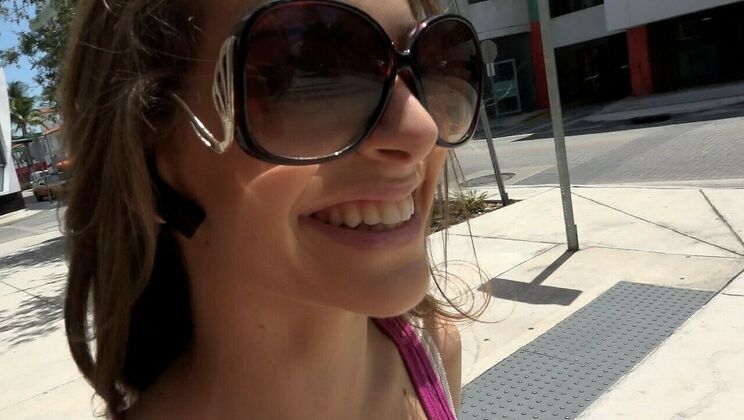 Natural Titted Kimmy Granger's Booty Fun