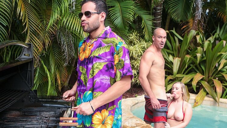 [SneakySex] - Outdoor Sex with Blonde Bailey Brooke and Sean Lawless - Bailey Brooke - Sean Lawless