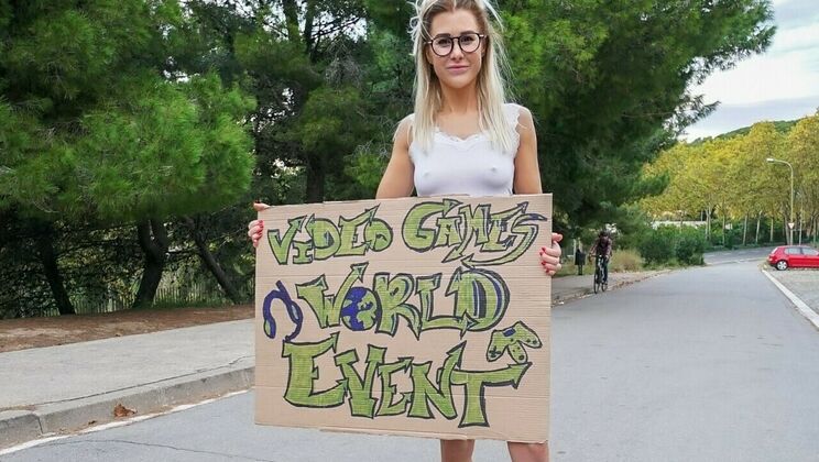 [StrandedTeens] - Blonde Teen in Socks Gets Fucked! - Jordi El Niño Polla - Madison McQueen