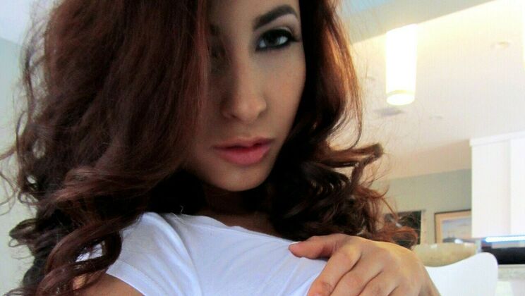 Jade Jantzen's Succulent Latina Booty