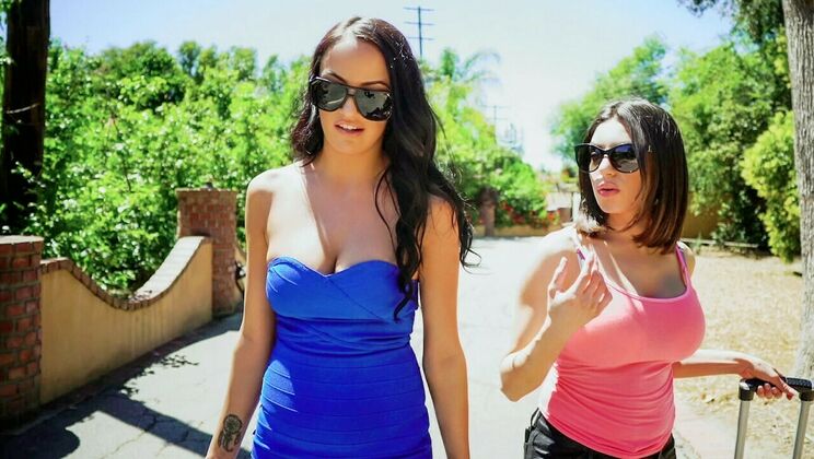 [GirlsGonePink] - Shaved Pussy Lesbian Hookup - Darcie Dolce - Sofi Ryan