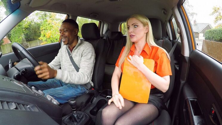 Amateur Loves Big Black Cock in Doggystyle and Cowgirl