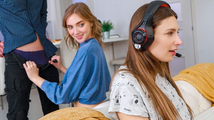 [RKPrime] - Play, Get Played, and Love It - Chris Torres - Oxana Chic