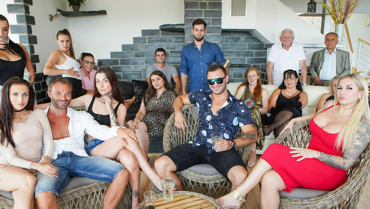 [FamilyScrew] - Stepfamily Blowjob and Cumshot Galore - Nicole Love - Daphne Klyde - Jarushka Ross - Yvonne - Casey - Inna - Koko Blond - Keira Flow - Dirty Gunther - Ginger Mi - Paula Ven