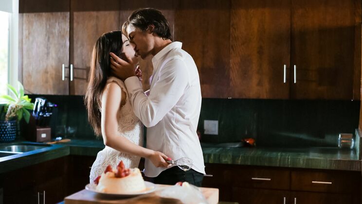 Fetish Kitchen Reality