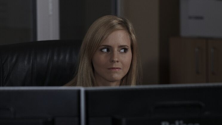 [Oldje] - Secretary Kandi Gives Ball Licking