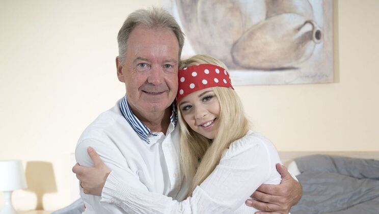 [Oldje] - Young Petite Blonde Takes Big Cock in Doggystyle - Boris - Anna Ray