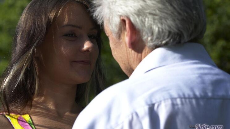 [Oldje] - Gustavo and Jeydah's Outdoor Cum Swallowing - Gustavo - Jeydah